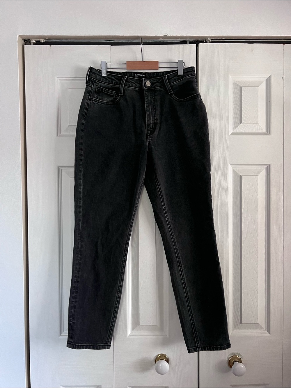 3/$80🌈 — Frank &Oak Straight Leg Dark-Wash High-Rise Women’s Jeans size 28